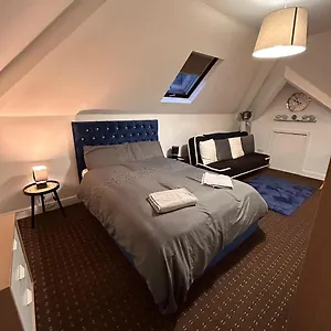 https://bv-comfy-attic-studio-at-deighton-huddersfield.yorkshirehotels.net