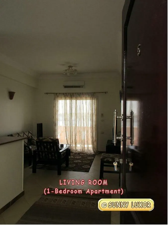 Sunny Luxor Apartment
